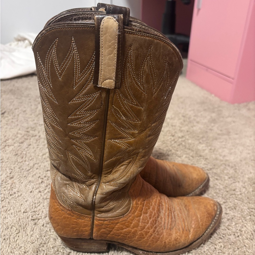 Cowboy Boots with Cat’s Paw Sole